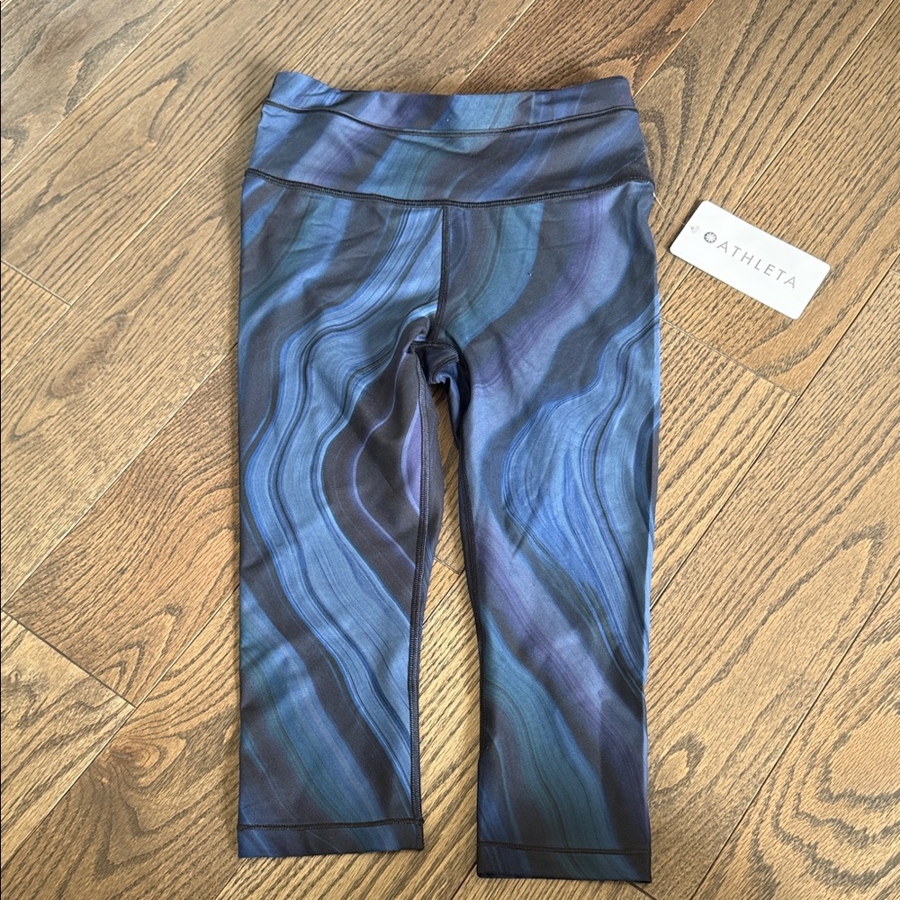 NWT Athleta Accelerate Geode Crop Leggings - Size XS - SwiftLite women’s juniors